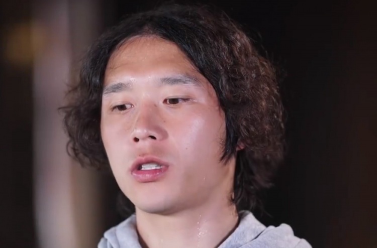 張修維:上賽季印象最深的是進(jìn)深圳的第二個(gè)球,對我們非常關(guān)鍵