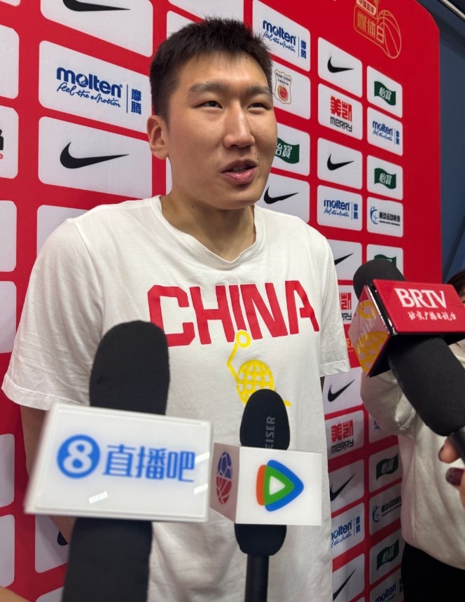 李炎哲:進(jìn)國家隊最大收獲是開(kāi)闊眼界 有助于自己更快提升