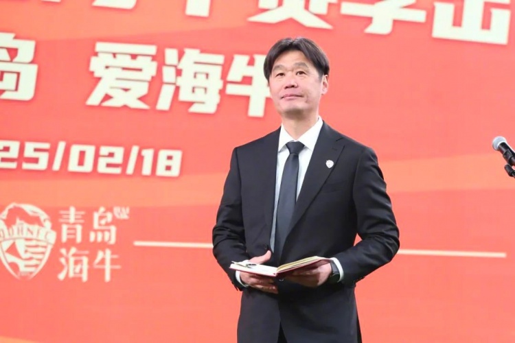 多名媒體人士點(diǎn)評海牛:引援老中青都有,就看李霄鵬的捏合能力了