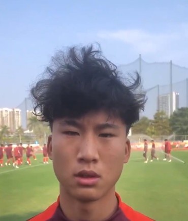 張志雄:沙特國青隊身體挺好的,每場(chǎng)都要自信拼盡全力拿下比賽