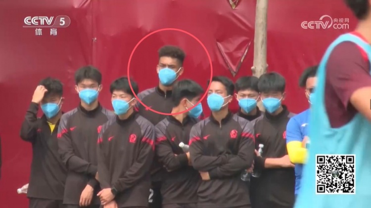  無(wú)緣U17國足名單，張洪福隨恒大足校觀(guān)摩國少隊訓練