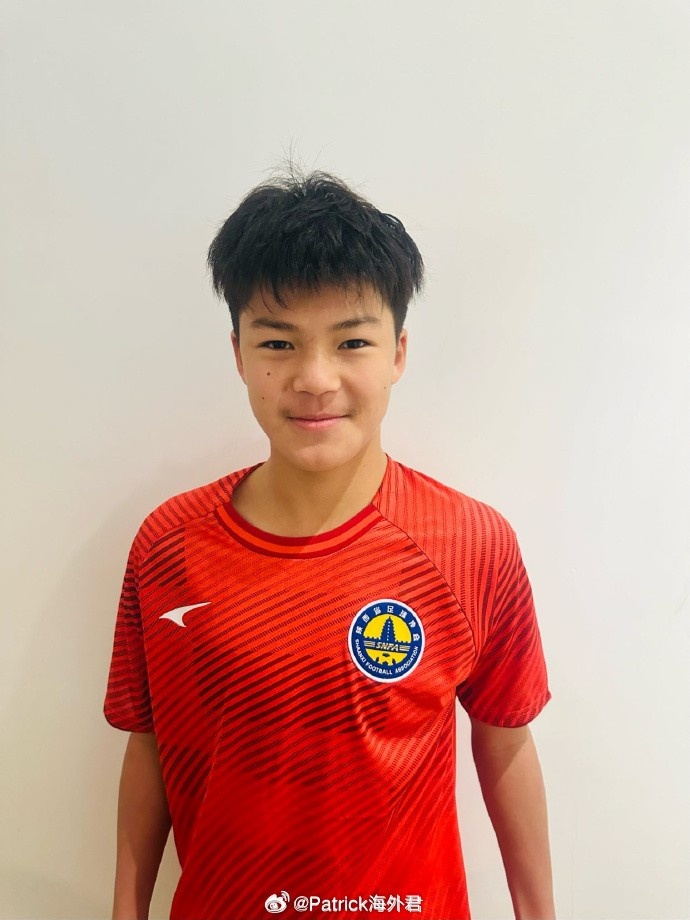 博主:劉凱源本賽季西班牙加泰U16優(yōu)選聯(lián)賽首發(fā)18次,已打入9球