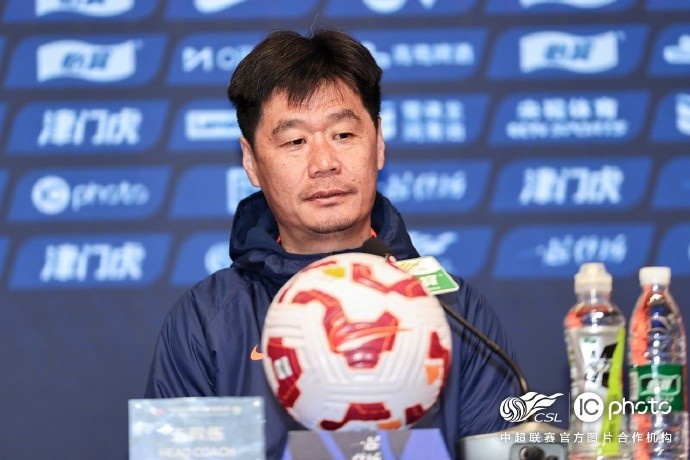  李霄鵬：希望明天比賽能打出一些新的東西，取得一個(gè)好的結果
